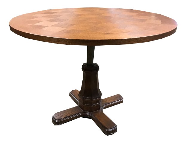 ADJUSTABLE HEIGHT CONFERENCE TABLE