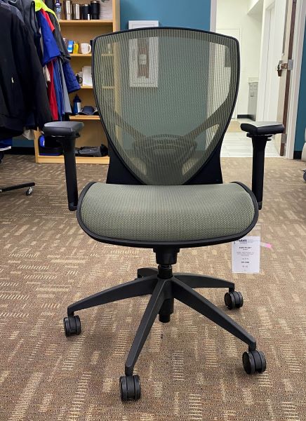 MID-BACK TASK CHAIR 