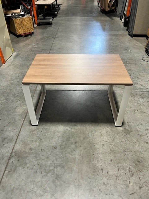 WOOD TABLE WITH METAL LEGS 48X30