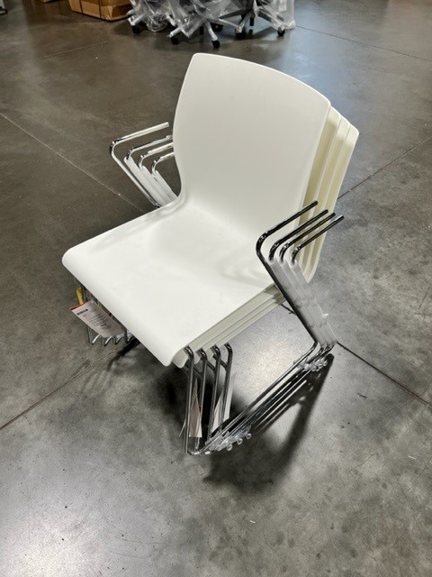 STACKABLE CHAIR SET
