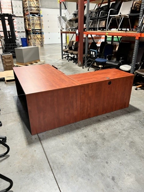 L SHAPED DESK WITH DOUBLE PED